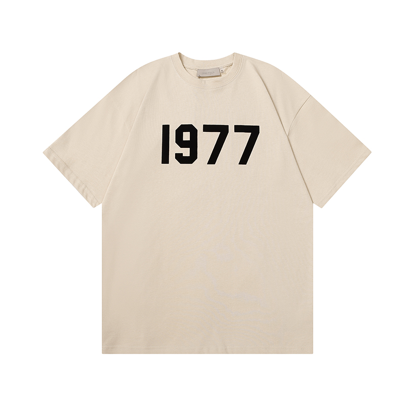 Ensemble T-shirt et short Fear of God Essentials – Coupe